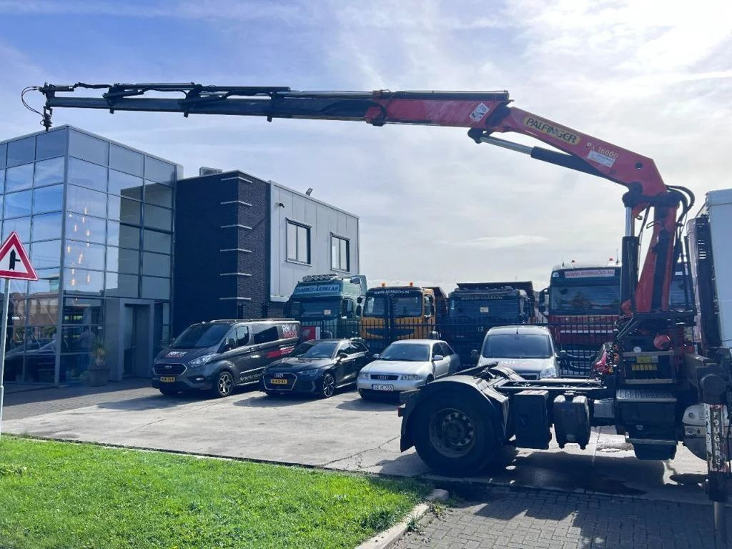 DAF XF 105.410 4X2 EURO 5 MANUAL + PALFINGER PK16000 - Tractor unit: picture 4 DAF XF 105.410 4X2 EURO 5 MANUAL + PALFINGER PK16000 - Tractor unit: picture 4