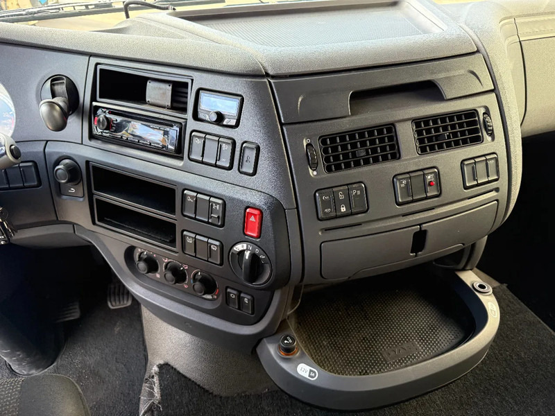 DAF XF 440 4X2 EURO 6 MEGA - ONLY 522.576 KM! leasing DAF XF 440 4X2 EURO 6 MEGA - ONLY 522.576 KM!: picture 15 DAF XF 440 4X2 EURO 6 MEGA - ONLY 522.576 KM! leasing DAF XF 440 4X2 EURO 6 MEGA - ONLY 522.576 KM!: picture 15