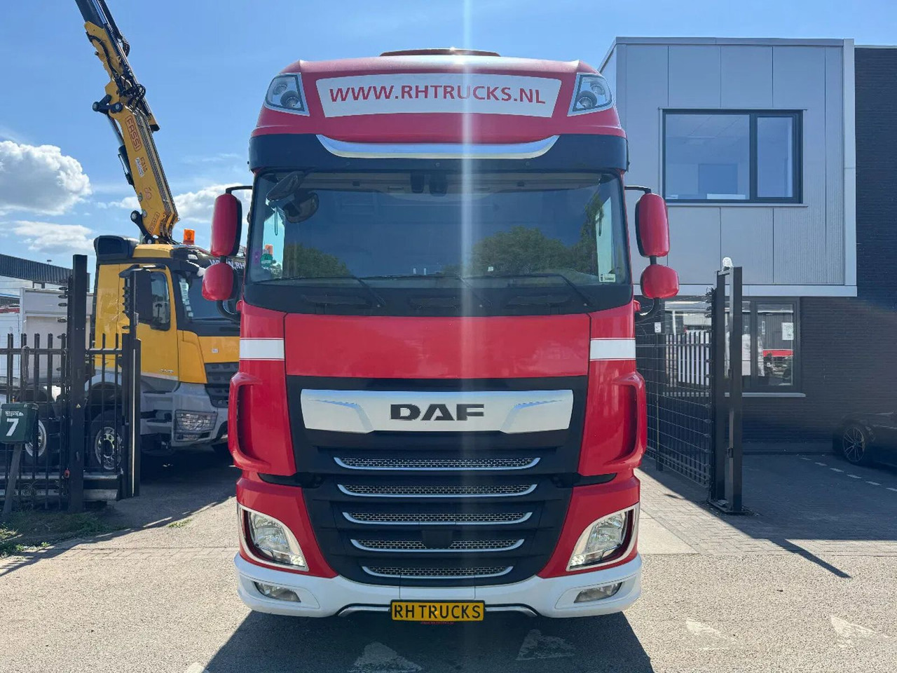 DAF XF 480 4X2 EURO 6 7 UNITS STANDKLIMA - Tractor unit: picture 2 DAF XF 480 4X2 EURO 6 7 UNITS STANDKLIMA - Tractor unit: picture 2