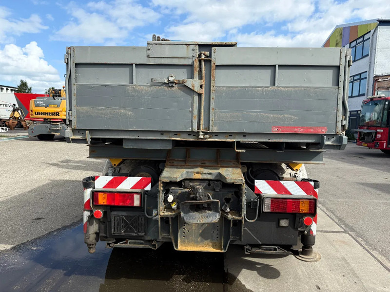 MAN 33.463 33-463 8x4 met 62 effer kraan 6x uitschuifbaar - Tractor unit: picture 5 MAN 33.463 33-463 8x4 met 62 effer kraan 6x uitschuifbaar - Tractor unit: picture 5