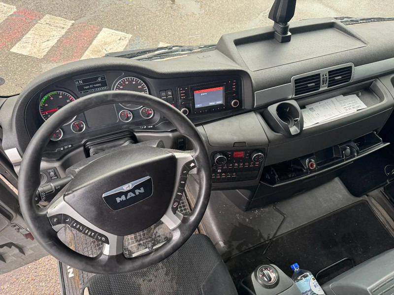 Tractor unit MAN TGX 18.440 4X2 EURO 6 DOUBLE TANK: picture 11