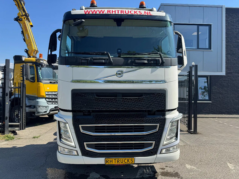 Volvo FH 460 6X2 - EURO 6 + LIFTING AXLE - Tractor unit: picture 2 Volvo FH 460 6X2 - EURO 6 + LIFTING AXLE - Tractor unit: picture 2