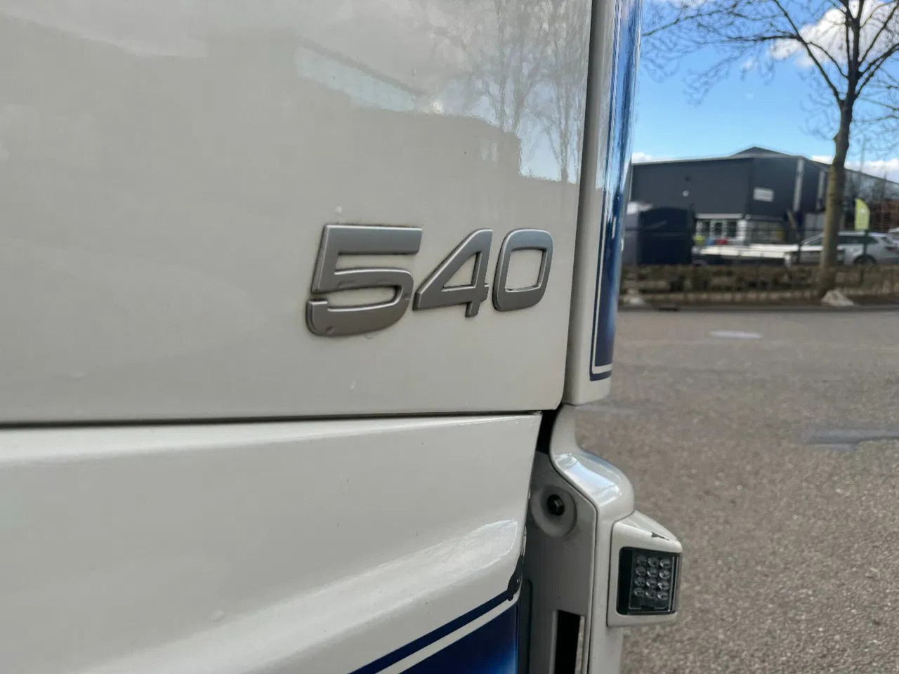 Volvo FH 540 6X2 - EURO 5 + BIG AXLE + LIFTING AXLE - Tractor unit: picture 5 Volvo FH 540 6X2 - EURO 5 + BIG AXLE + LIFTING AXLE - Tractor unit: picture 5
