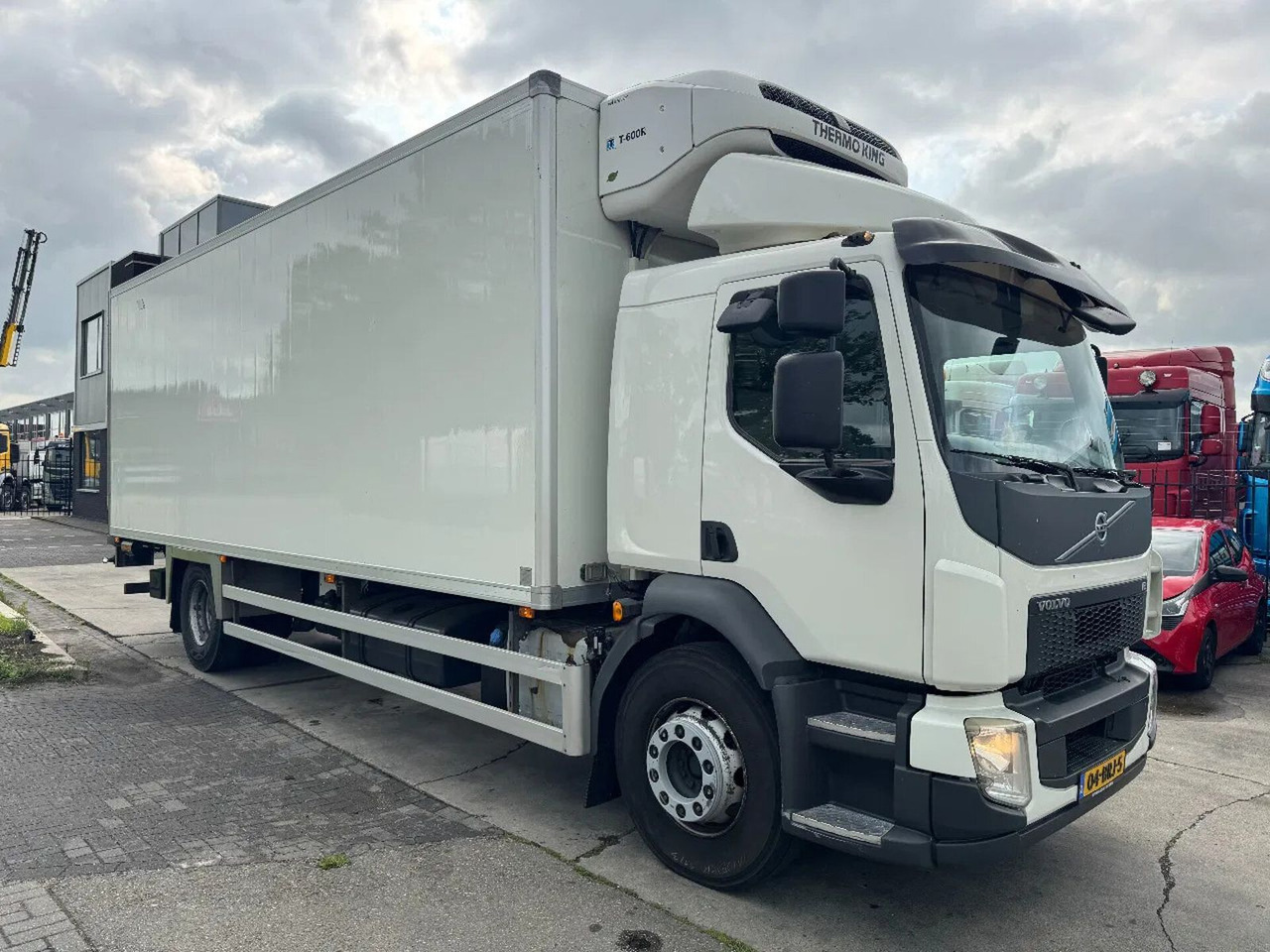 Volvo FL 250 4X2 EURO 6 THERMO KING TÜV TILL 03-2026 - Refrigerator truck: picture 1 Volvo FL 250 4X2 EURO 6 THERMO KING TÜV TILL 03-2026 - Refrigerator truck: picture 1