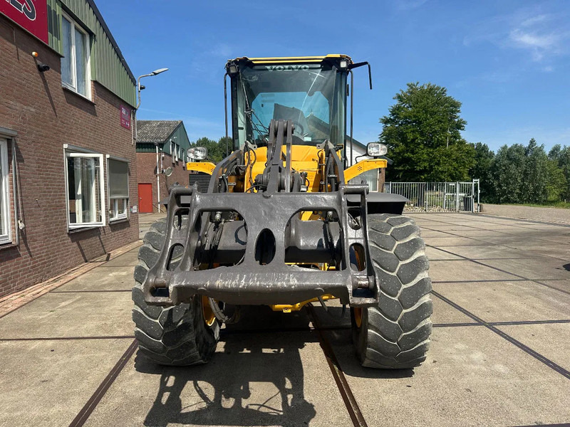 Volvo L60H , CE, 31359 HOURS, AUXILIARY HYDRAULICS, AIR CONDITIONER - Loader: picture 3 Volvo L60H , CE, 31359 HOURS, AUXILIARY HYDRAULICS, AIR CONDITIONER - Loader: picture 3