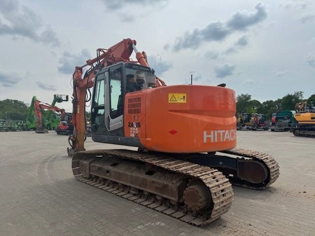 HITACHI ZX 225USLC-3 - Crawler excavator: picture 4 HITACHI ZX 225USLC-3 - Crawler excavator: picture 4