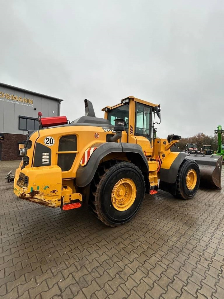 Volvo L 110 H - Wheel loader: picture 3 Volvo L 110 H - Wheel loader: picture 3