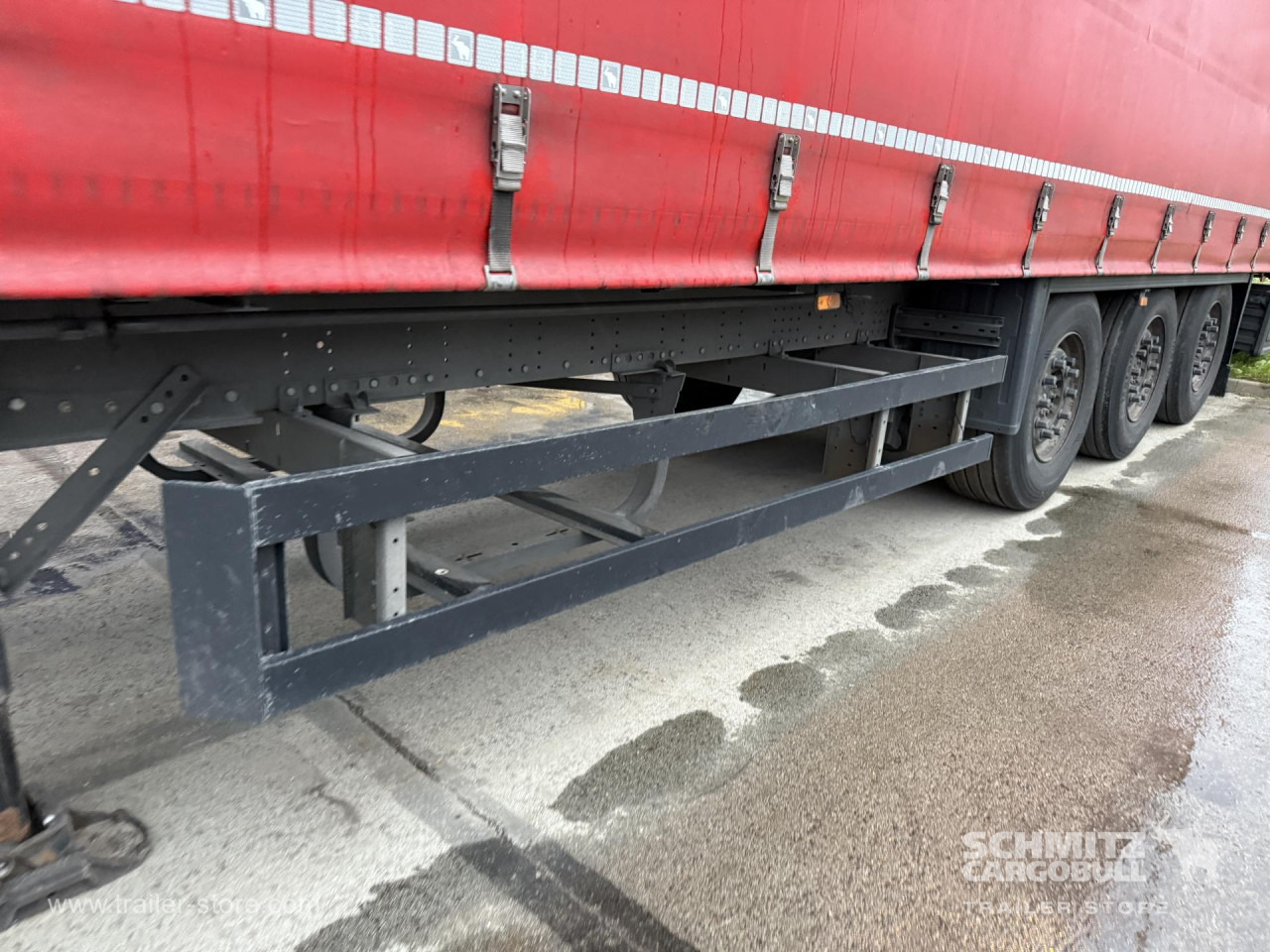 SCHMITZ Curtainsider Standard - Curtainsider semi-trailer: picture 4 SCHMITZ Curtainsider Standard - Curtainsider semi-trailer: picture 4