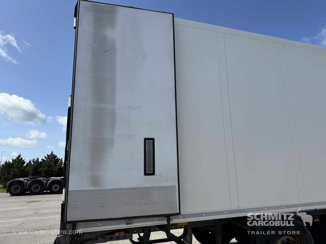 SCHMITZ Reefer Standard - Isothermal semi-trailer: picture 3 SCHMITZ Reefer Standard - Isothermal semi-trailer: picture 3