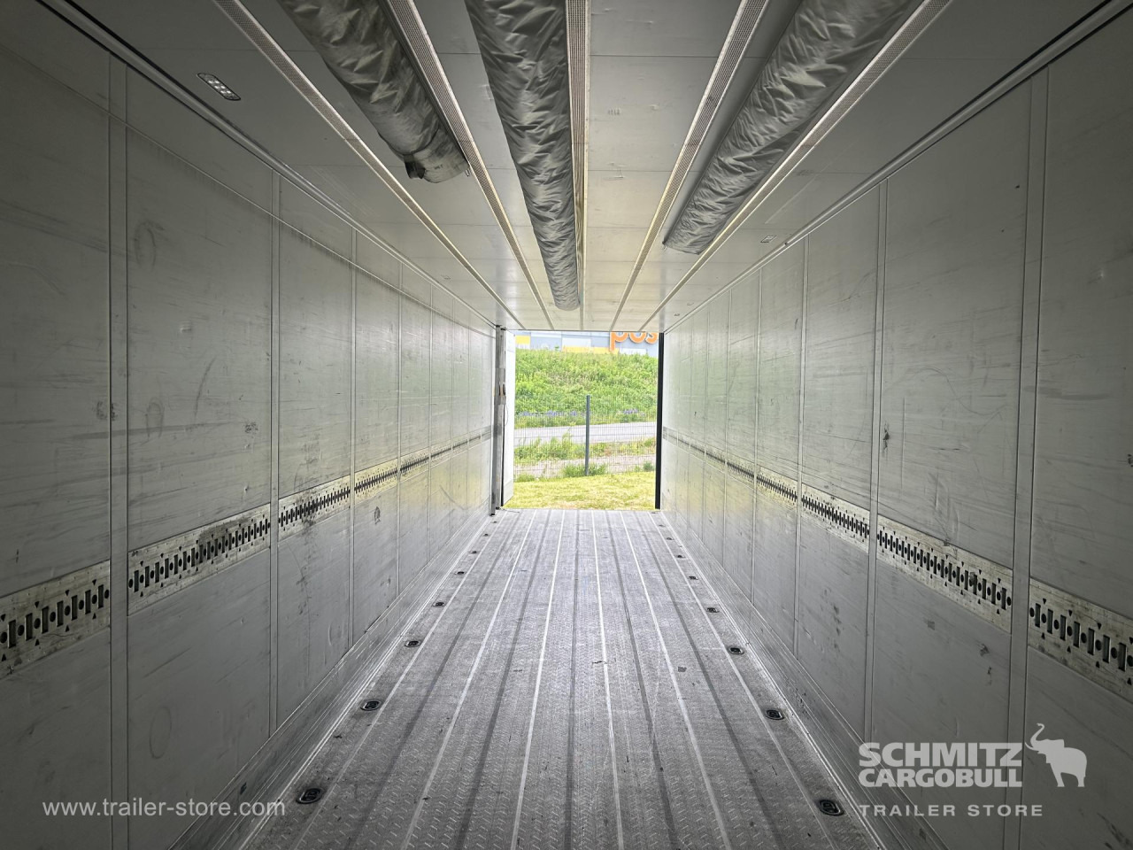 SCHMITZ Reefer Standard - Isothermal semi-trailer: picture 3 SCHMITZ Reefer Standard - Isothermal semi-trailer: picture 3