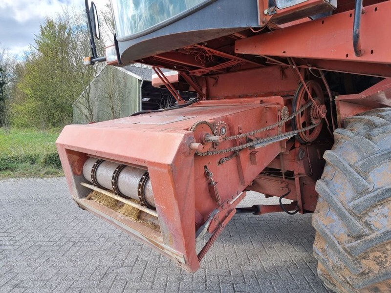 Laverda 3400 - Combine harvester: picture 3 Laverda 3400 - Combine harvester: picture 3