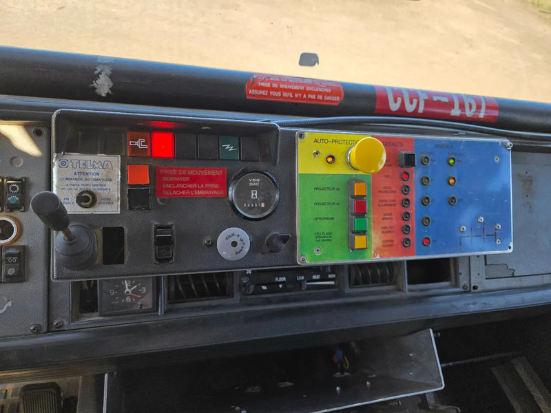 Fire truck Renault Midliner 210 M210: picture 11 Fire truck Renault Midliner 210 M210: picture 11