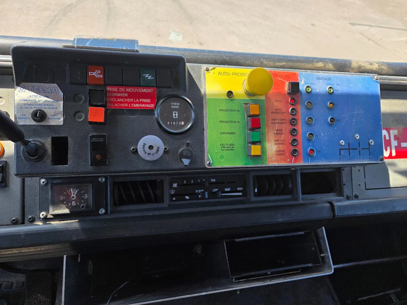 Fire truck Renault Midliner 210 M210: picture 10
