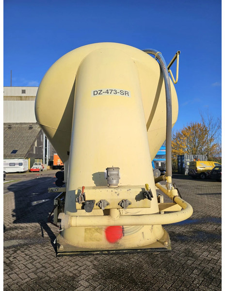 SPITZER S27DR - Tank semi-trailer: picture 2 SPITZER S27DR - Tank semi-trailer: picture 2