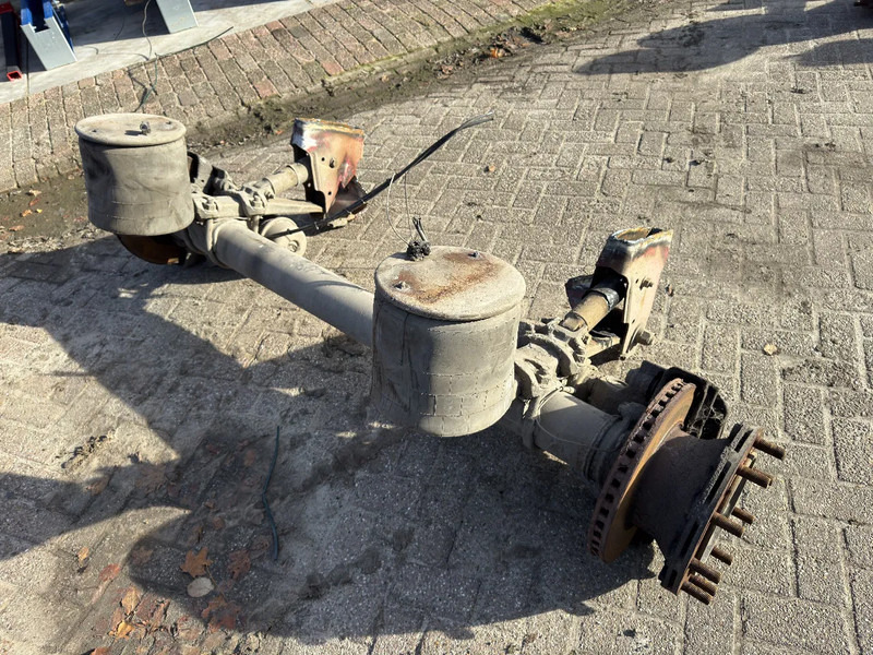 Schmitz Cargobull SCB 9010/10 H43S7 - Axle and parts for Truck: picture 1 Schmitz Cargobull SCB 9010/10 H43S7 - Axle and parts for Truck: picture 1