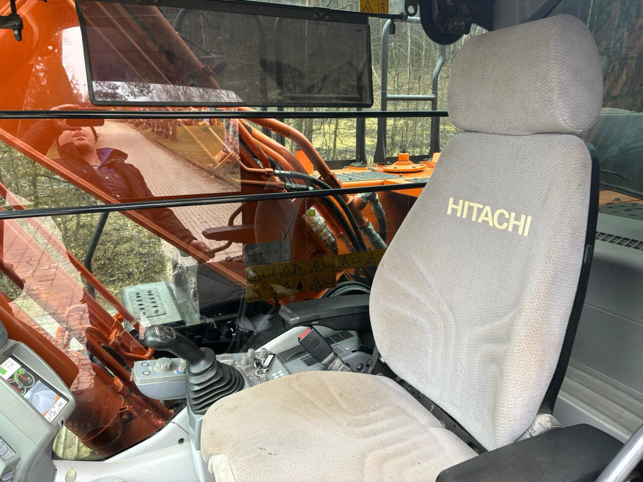 Crawler excavator HITACHI ZX 210-6: picture 9
