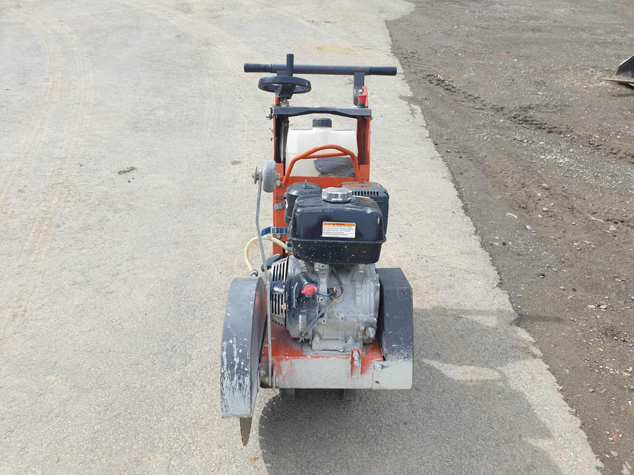 HUSQVARNA FS 400 LV - Construction equipment: picture 4 HUSQVARNA FS 400 LV - Construction equipment: picture 4