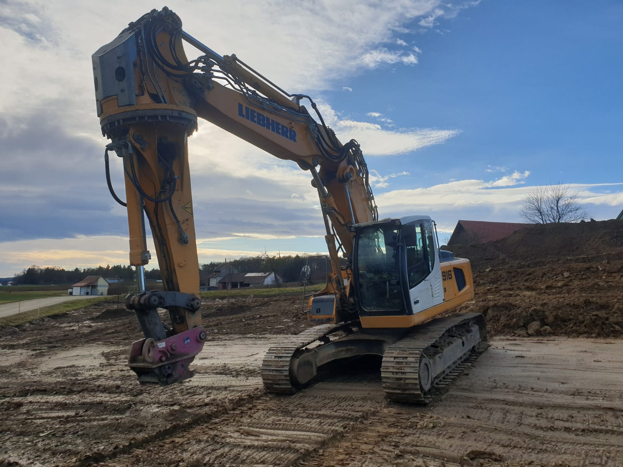 LIEBHERR R 916 LC-423 - Crawler excavator: picture 3 LIEBHERR R 916 LC-423 - Crawler excavator: picture 3
