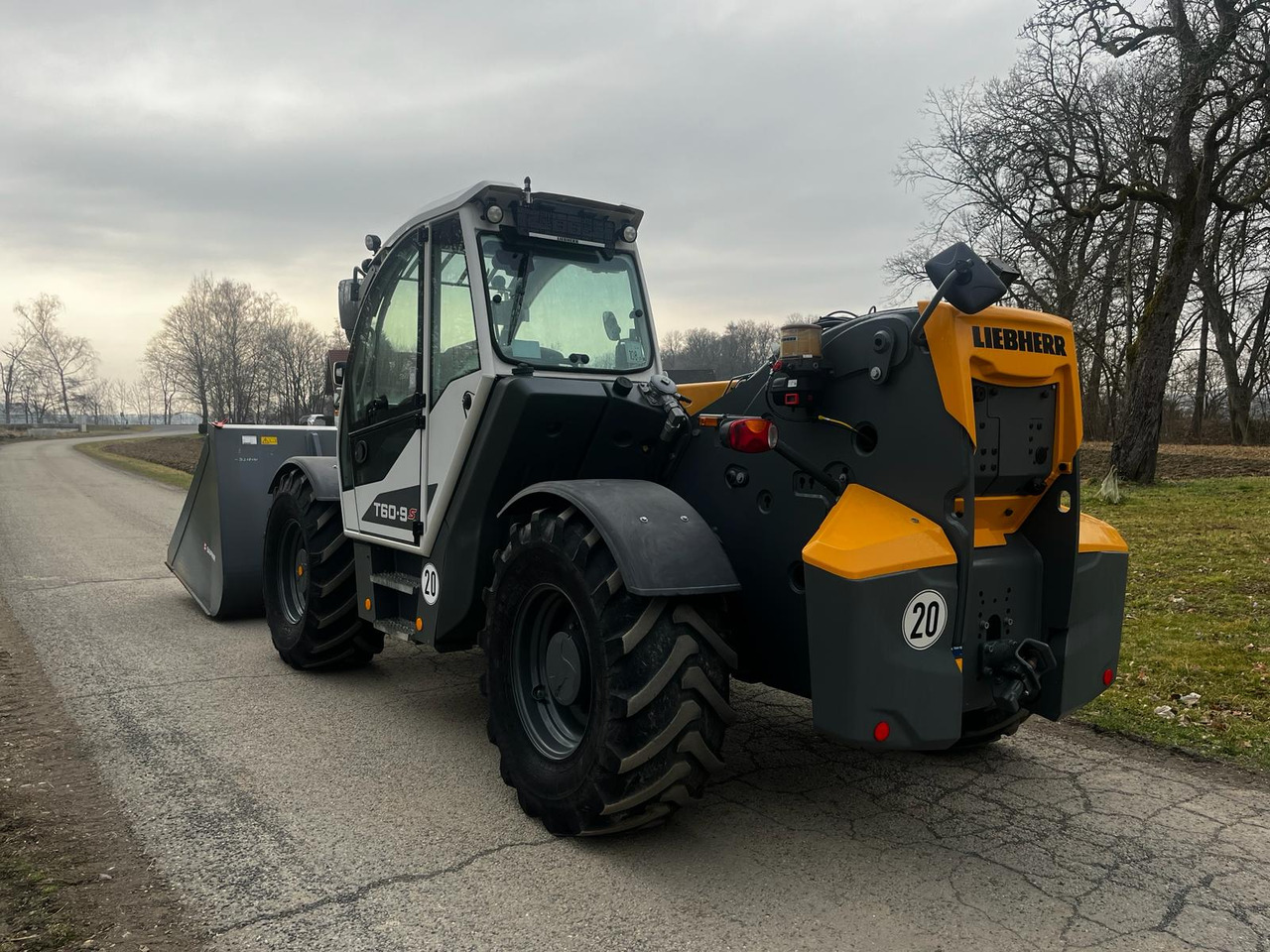 LIEBHERR T 60-9s - Telescopic wheel loader: picture 5 LIEBHERR T 60-9s - Telescopic wheel loader: picture 5
