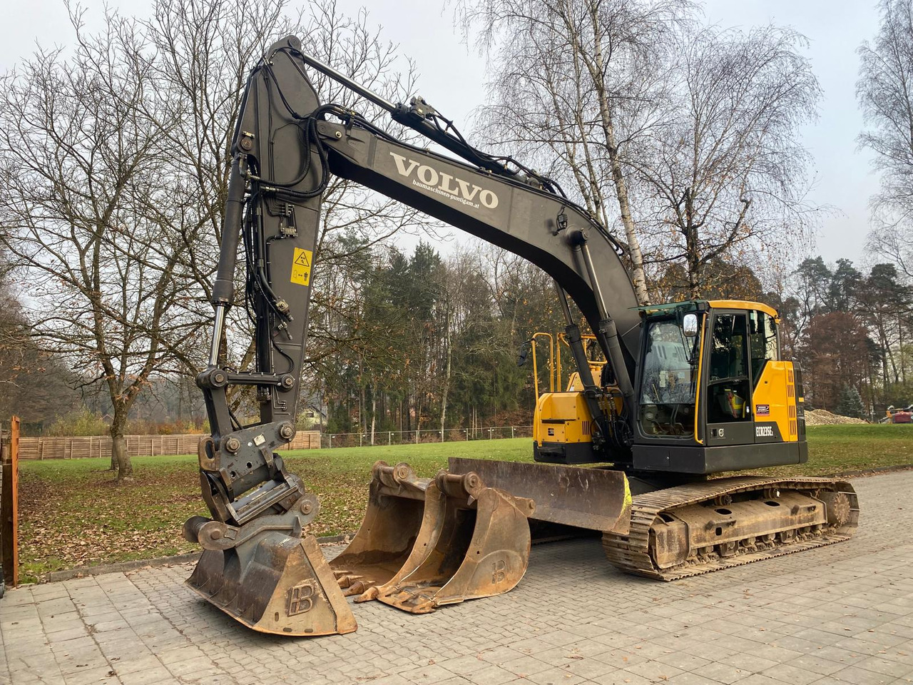VOLVO ECR 235 EL - Crawler excavator: picture 4 VOLVO ECR 235 EL - Crawler excavator: picture 4