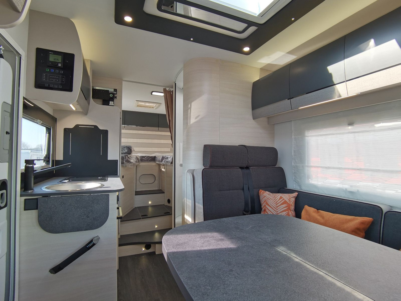 Semi-integrated motorhome Chausson 627 TITANIUM /-2026- / 165PS - 8G. AUTOMATIK: picture 6