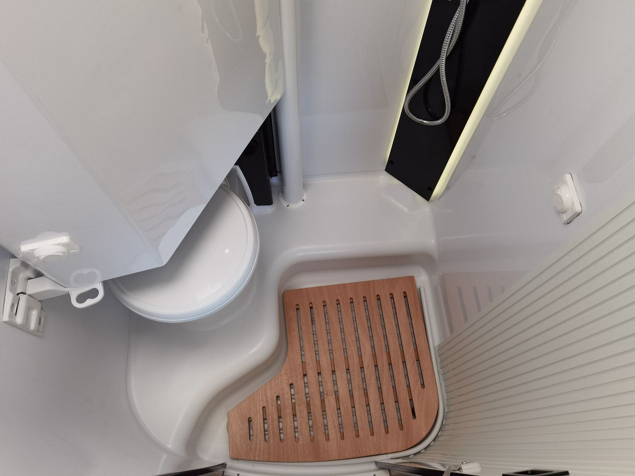 Semi-integrated motorhome Chausson 627 TITANIUM /-2026- / 165PS - 8G. AUTOMATIK: picture 13