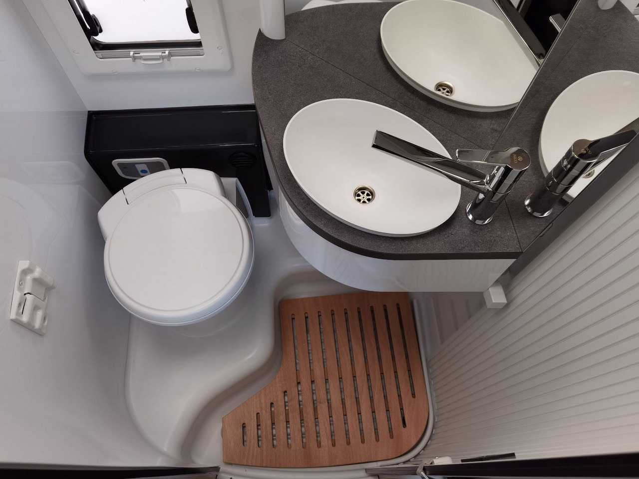 Semi-integrated motorhome Chausson 627 TITANIUM /-2026- / 165PS - 8G. AUTOMATIK: picture 12