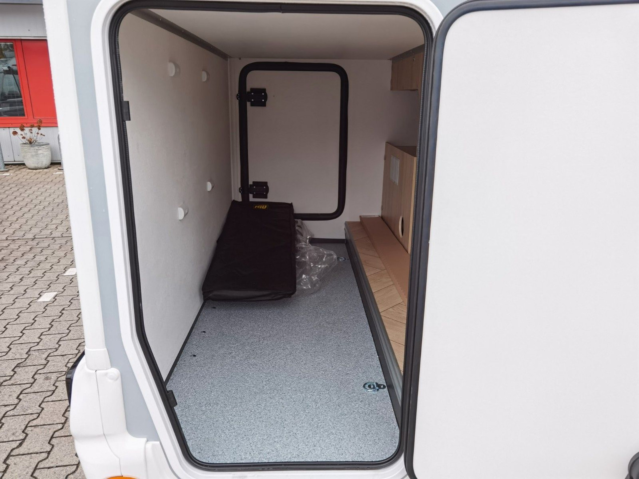 Semi-integrated motorhome Chausson 627 TITANIUM /-2026-/ EINZELBETTEN / 4.1T. / AHK: picture 12 Semi-integrated motorhome Chausson 627 TITANIUM /-2026-/ EINZELBETTEN / 4.1T. / AHK: picture 12