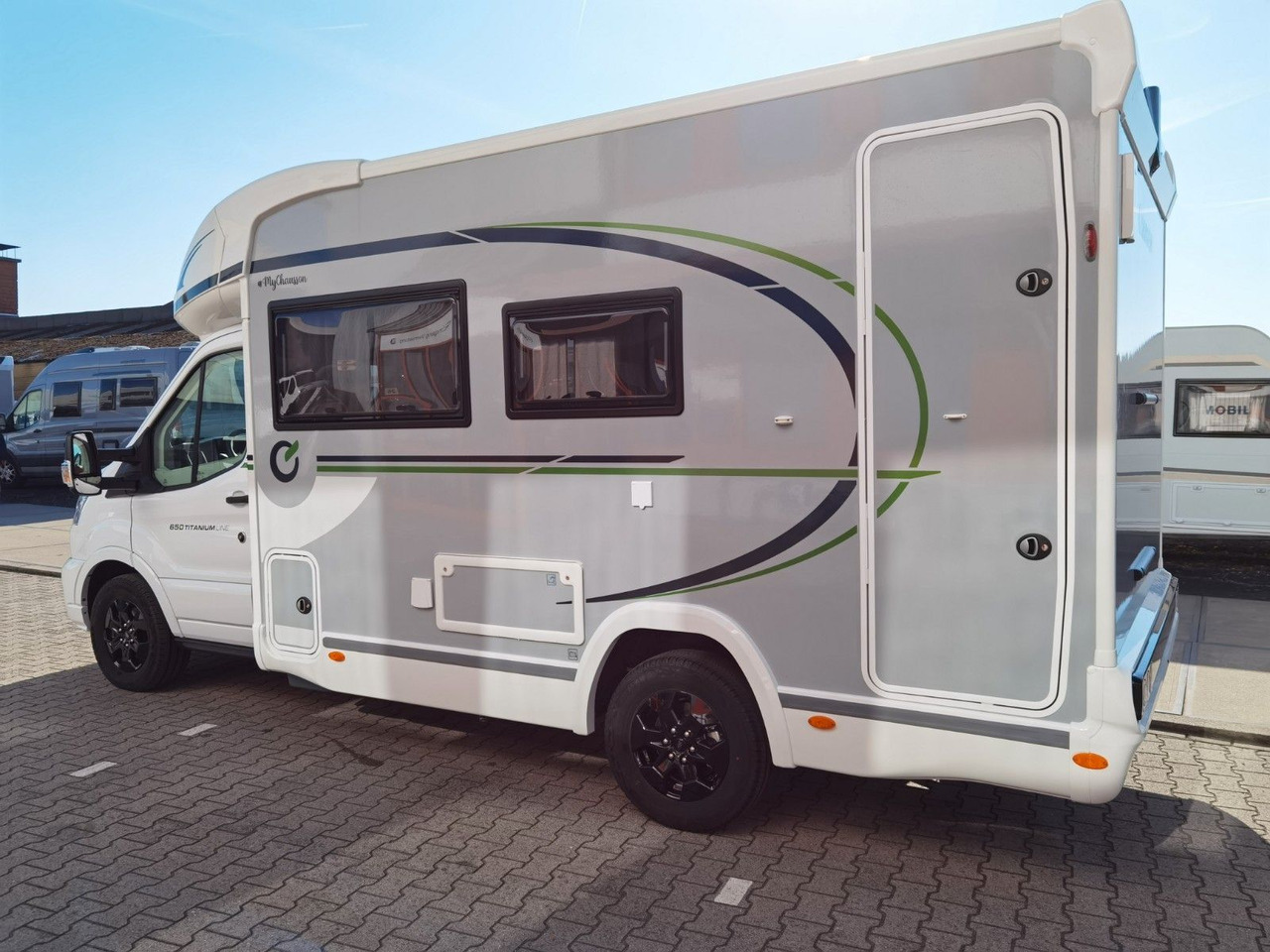 Chausson 650 TITANIUM / - 2026 - / 165PS - 8G. / HUBBETT - Semi-integrated motorhome: picture 5 Chausson 650 TITANIUM / - 2026 - / 165PS - 8G. / HUBBETT - Semi-integrated motorhome: picture 5