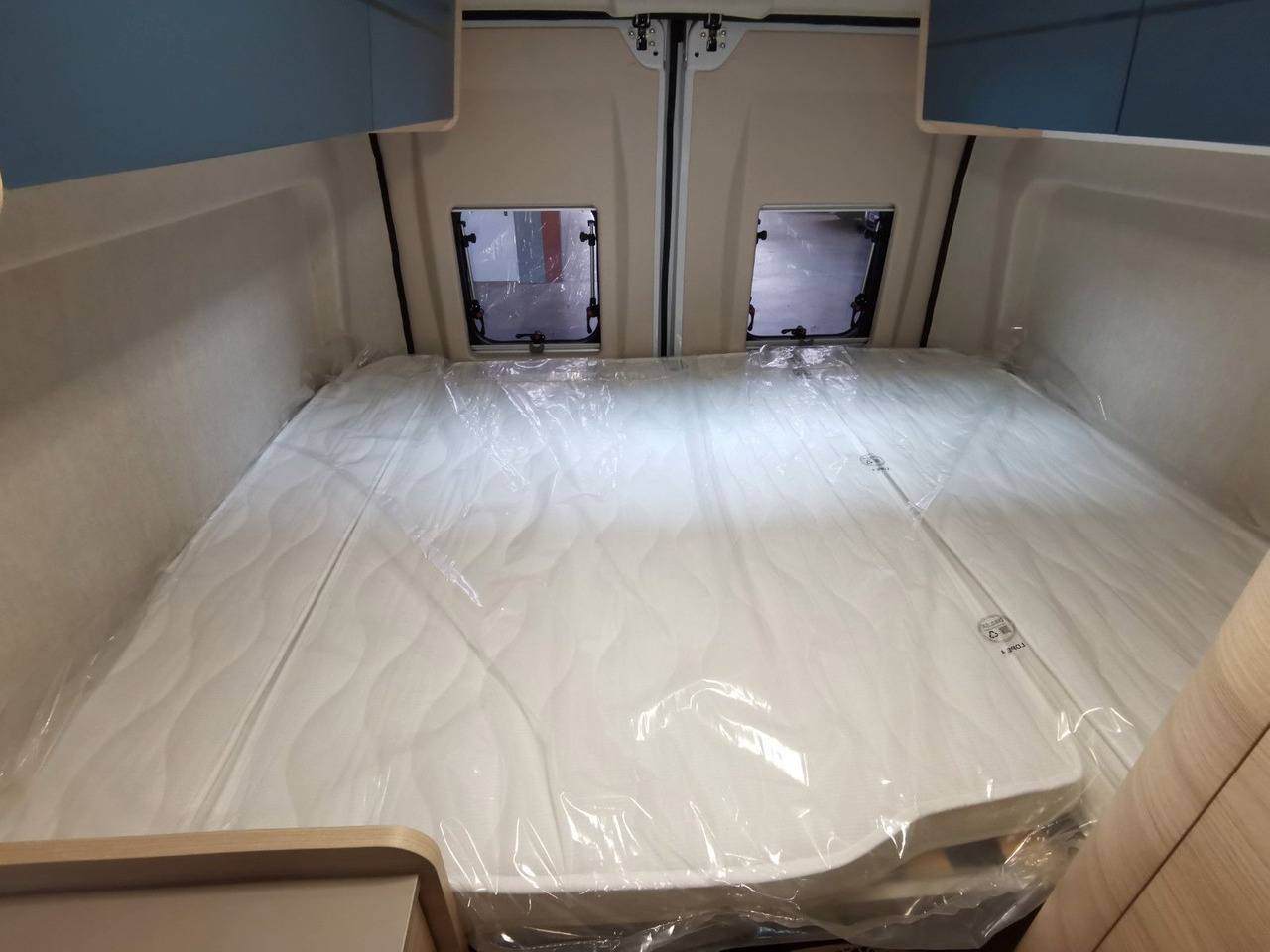 Camper van Chausson V594 FIRST LINE/ -2026- / 140PS / ZUBEHÖR -PAKET: picture 18