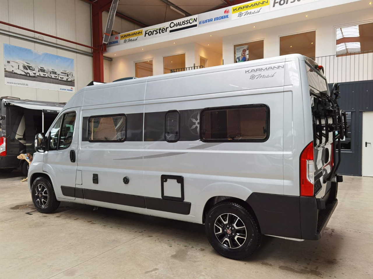 Karmann DAVIS 590 LIFESTYLE / 140PS / SKY-ROOF & ALU - Camper van: picture 5 Karmann DAVIS 590 LIFESTYLE / 140PS / SKY-ROOF & ALU - Camper van: picture 5