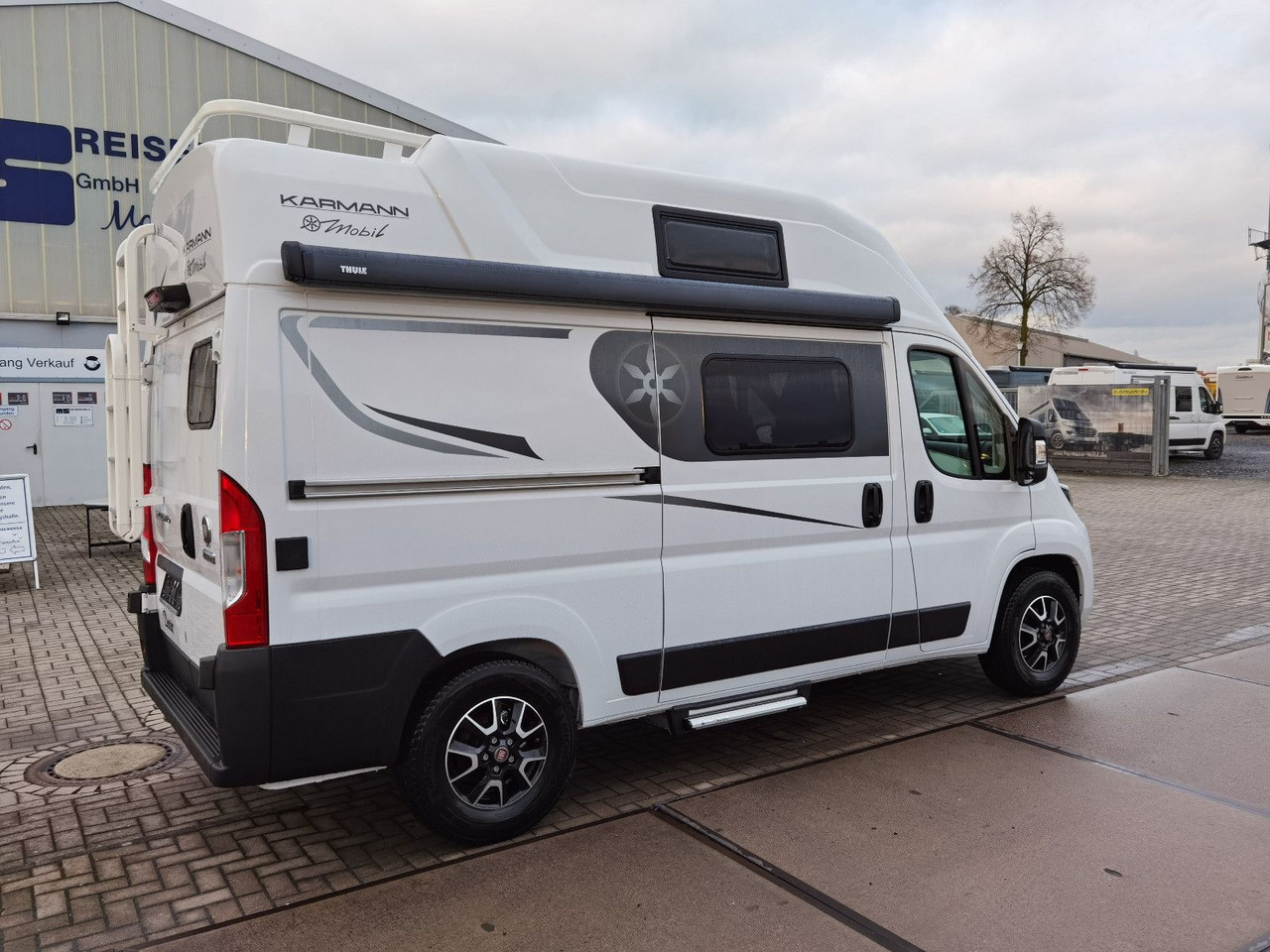 Karmann DEXTER 550 / 140PS / CONCEPT - PAKET & HUBBETT - Camper van: picture 5 Karmann DEXTER 550 / 140PS / CONCEPT - PAKET & HUBBETT - Camper van: picture 5