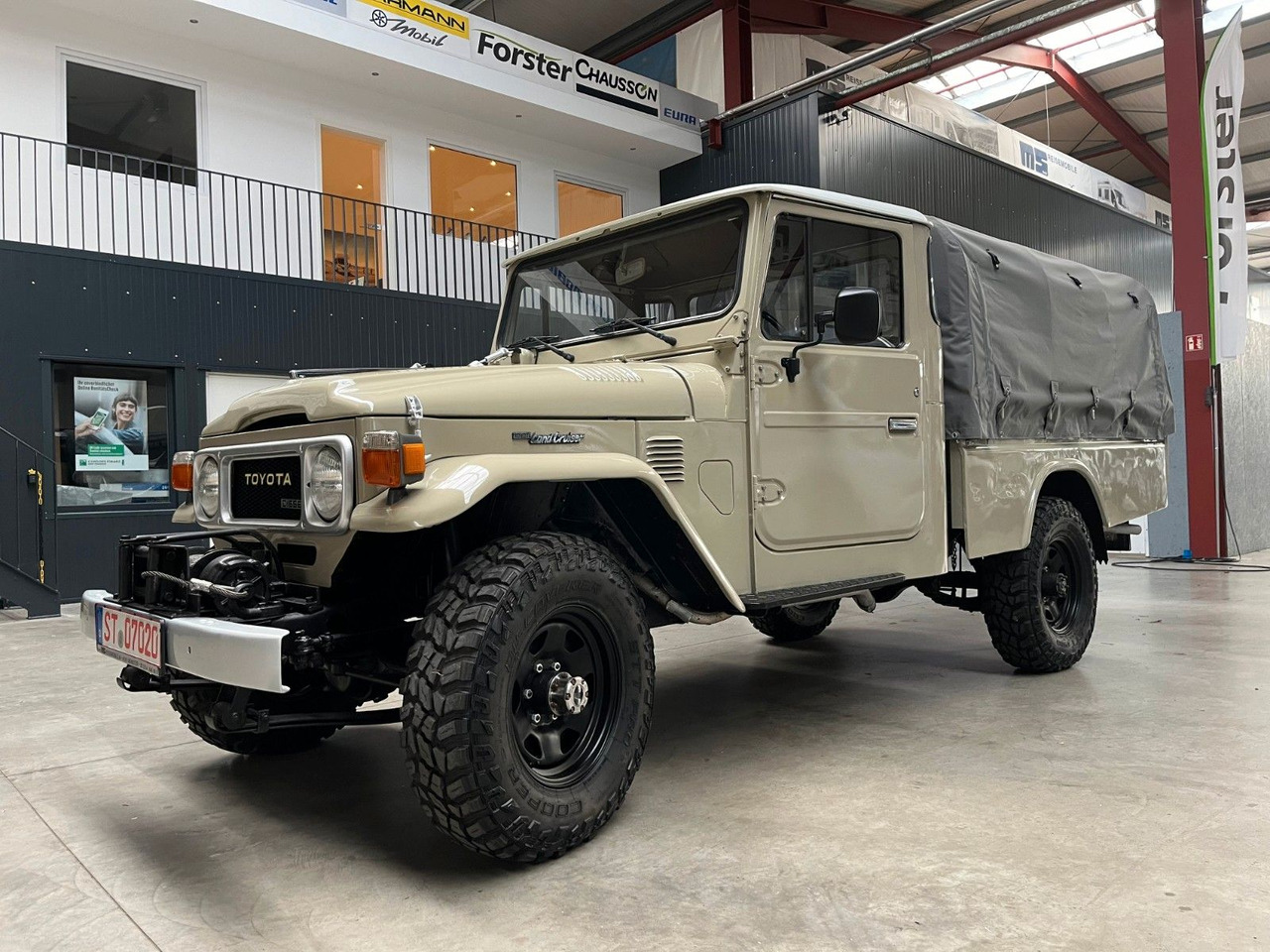 Toyota LAND CRUISER HJ 45 - 3.6l DIESEL / PICK UP - SUV: picture 1 Toyota LAND CRUISER HJ 45 - 3.6l DIESEL / PICK UP - SUV: picture 1