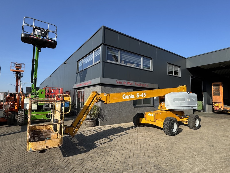 Genie S45 4x4 DEUTZ DIESEL 3000uur 15,7M Werkhoogte - Telescopic boom: picture 2 Genie S45 4x4 DEUTZ DIESEL 3000uur 15,7M Werkhoogte - Telescopic boom: picture 2