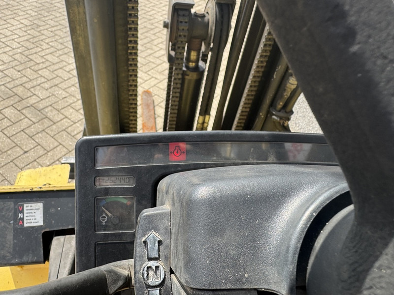 LPG forklift Hyster H2.50XM Triplo 470 Freelift / Sideshift LPG 1995: picture 13
