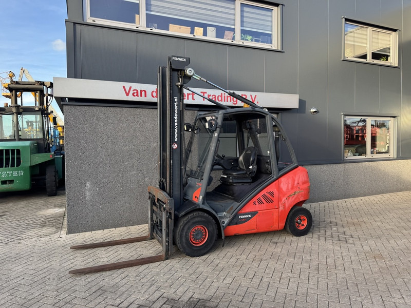 Linde H30D-02 Duplo 450 Sideshift / Vorkversteller VW Diesel 2014 - Diesel forklift: picture 2 Linde H30D-02 Duplo 450 Sideshift / Vorkversteller VW Diesel 2014 - Diesel forklift: picture 2
