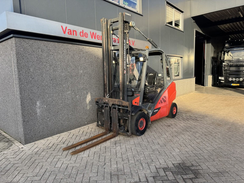 Linde H30D-02 Duplo 450 Sideshift / Vorkversteller VW Diesel 2014 - Diesel forklift: picture 3 Linde H30D-02 Duplo 450 Sideshift / Vorkversteller VW Diesel 2014 - Diesel forklift: picture 3