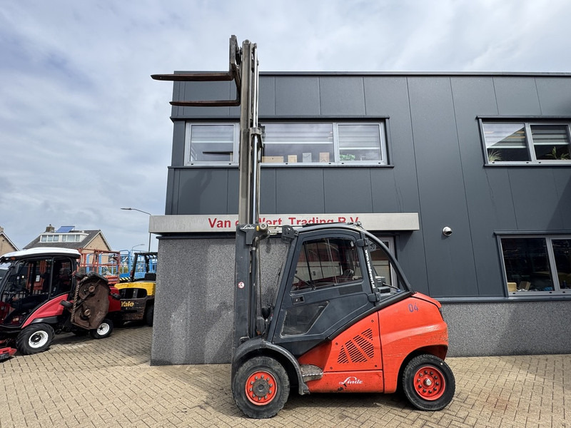 Linde H50D Triplo 465 Freelift / Sideshift / 4e Functie VW Diesel 2007 - Diesel forklift: picture 3 Linde H50D Triplo 465 Freelift / Sideshift / 4e Functie VW Diesel 2007 - Diesel forklift: picture 3