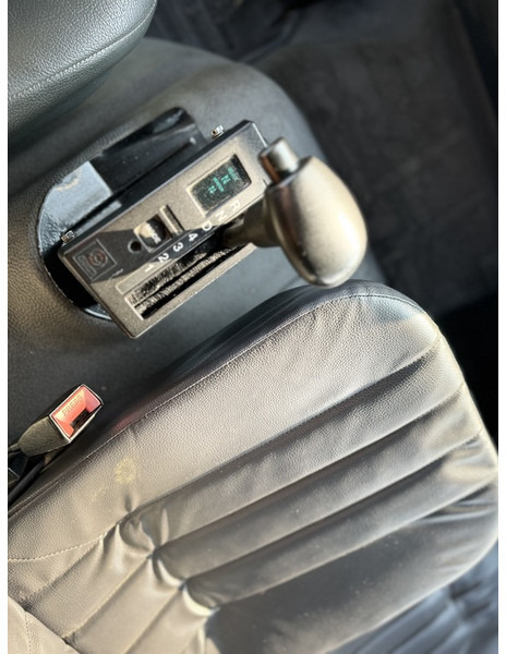 Fire truck Mercedes-Benz 1124: picture 10