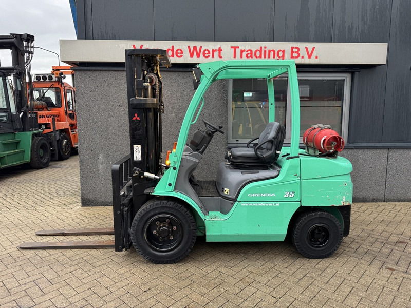 Mitsubishi FG35N Triplo 475 Freelift / Sideshift LPG 2010 - LPG forklift: picture 1 Mitsubishi FG35N Triplo 475 Freelift / Sideshift LPG 2010 - LPG forklift: picture 1
