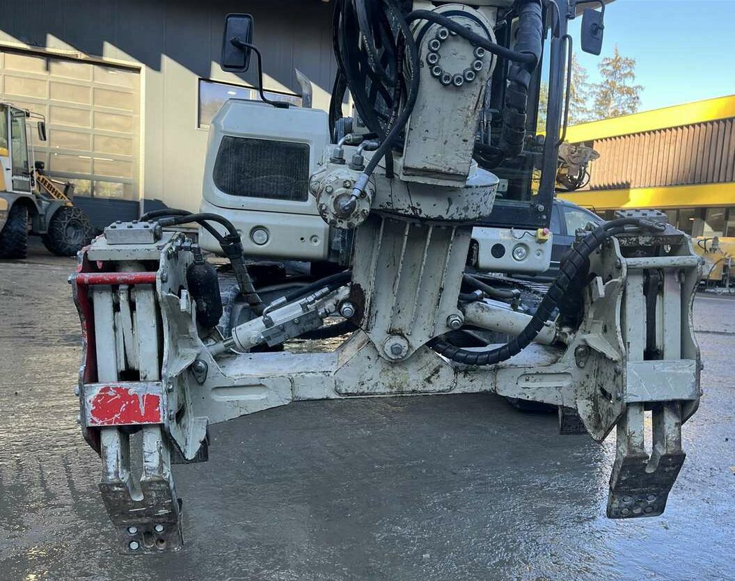 Eurocomach ES 85 ZT 4 + Comacchio CPH 2.2 - Drilling rig: picture 3 Eurocomach ES 85 ZT 4 + Comacchio CPH 2.2 - Drilling rig: picture 3