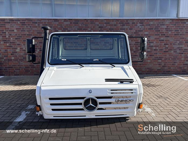 Mercedes-Benz Unimog UHN - Cab for Truck: picture 5 Mercedes-Benz Unimog UHN - Cab for Truck: picture 5