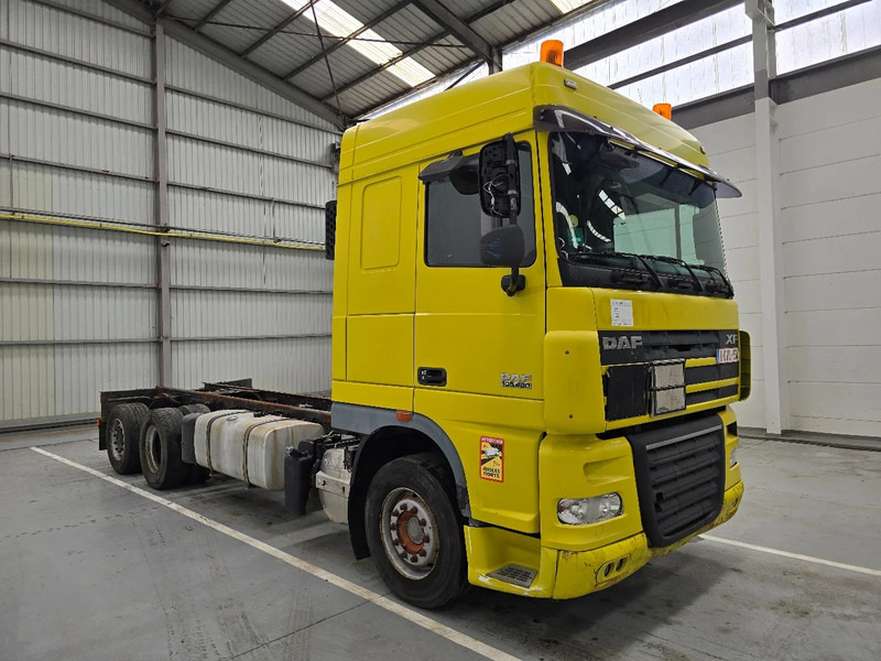 DAF XF 105.460 EURO 5 / AIRCO / LIFTAS - Cab chassis truck: picture 3 DAF XF 105.460 EURO 5 / AIRCO / LIFTAS - Cab chassis truck: picture 3