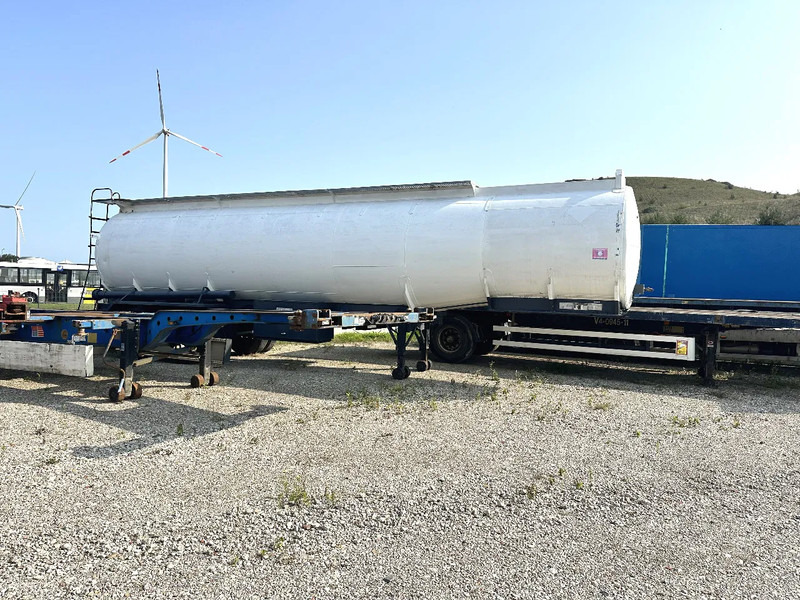 Fruehauf RDF 360 - Tank semi-trailer: picture 3 Fruehauf RDF 360 - Tank semi-trailer: picture 3