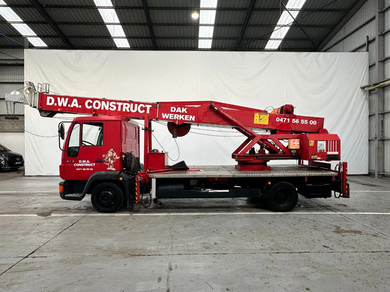 MAN 8.136 L84F / 119257 km - Crane truck: picture 2 MAN 8.136 L84F / 119257 km - Crane truck: picture 2