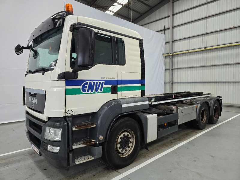 MAN TGS 26.440 6x4 / EURO 5 / AIRCO - Cab chassis truck: picture 1 MAN TGS 26.440 6x4 / EURO 5 / AIRCO - Cab chassis truck: picture 1