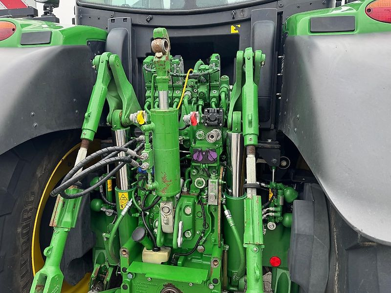 John Deere 6R250 AP 50KM COMMAND-PRO FH+FA 2022 2800 UUR!!! - Farm tractor: picture 5 John Deere 6R250 AP 50KM COMMAND-PRO FH+FA 2022 2800 UUR!!! - Farm tractor: picture 5