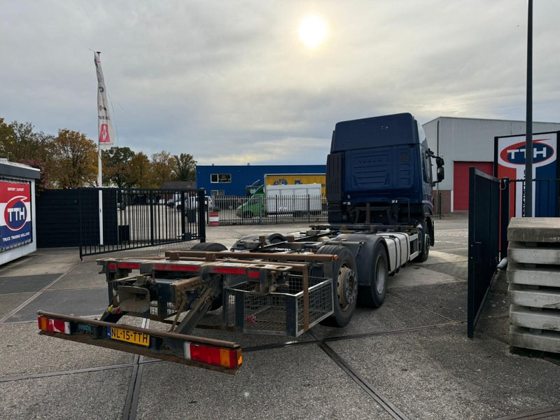 Iveco AS260S46Y/FP-CM Retarder 441.500 km German BDF 6x2 - Cab chassis truck: picture 3 Iveco AS260S46Y/FP-CM Retarder 441.500 km German BDF 6x2 - Cab chassis truck: picture 3