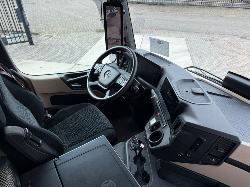 Tractor unit Mercedes-Benz Actros 1936 LS NL Truck MirrorCams 227.000 km only!: picture 11