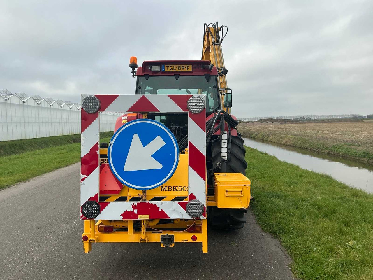 2002 CASE IH CS110 ALL-WHEEL DRIVE FARM TRACTOR WITH HERDER MBK503LS MOWING ARM - Farm tractor: picture 4 2002 CASE IH CS110 ALL-WHEEL DRIVE FARM TRACTOR WITH HERDER MBK503LS MOWING ARM - Farm tractor: picture 4